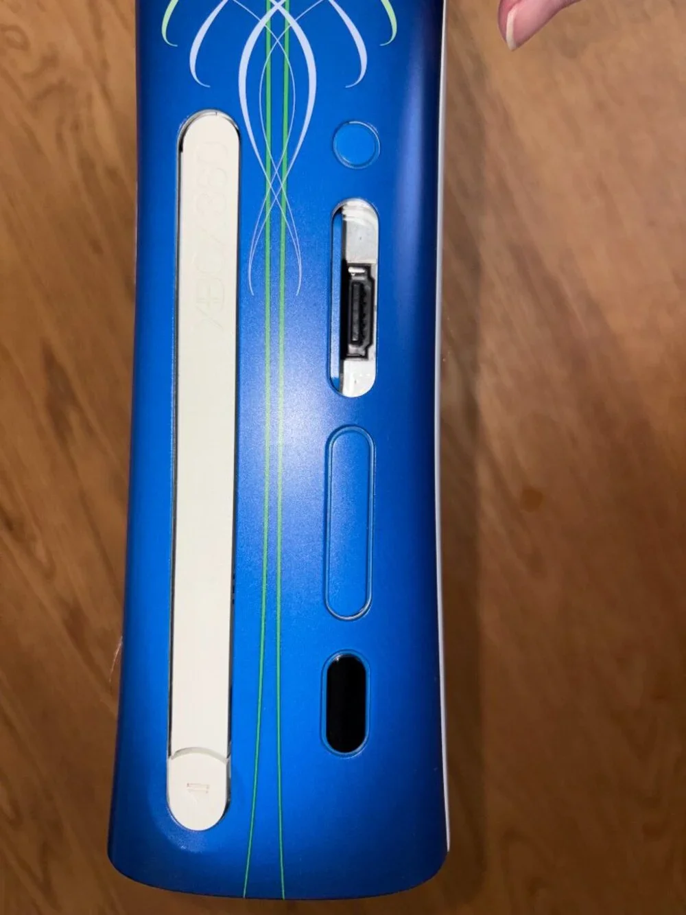 Microsoft Xbox 360 FAT Console W/ Blue Hot Rod Faceplate 